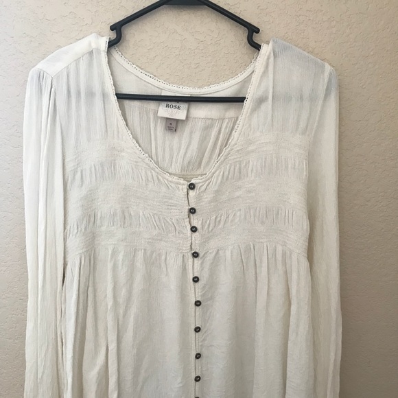 knox rose Tops - Knox Rose white long sleeve float shirt